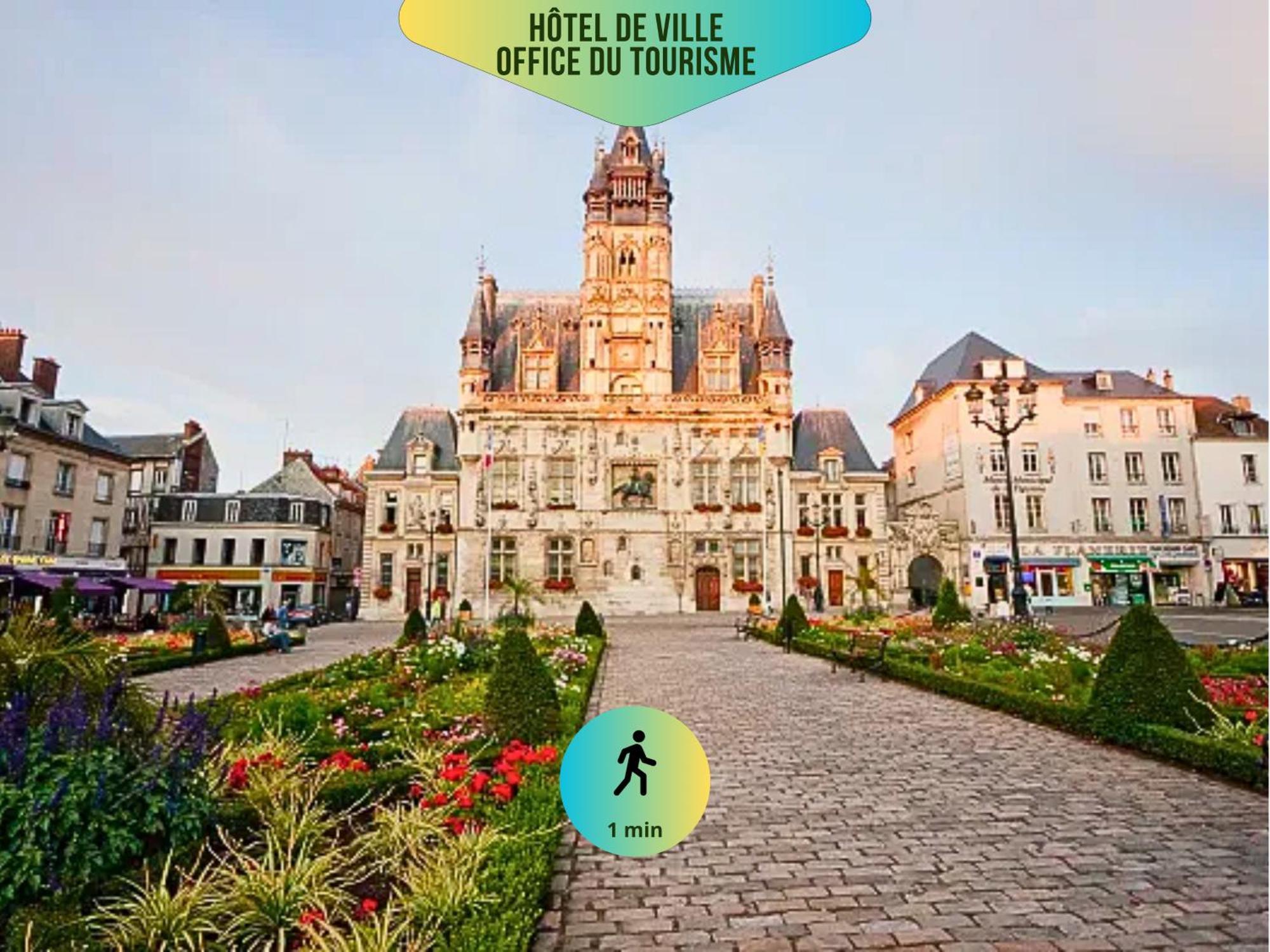 Le Corneille - Ideal Pros & Couples - Centre Historique - Chateau 5Min - Gare 10Min - Au Calme - Fibre Compiègne Exterior foto
